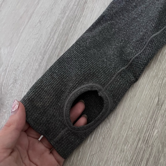 Ivivva - Athletic Top - Picture 2 of 2